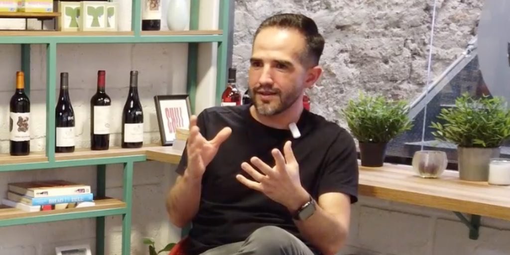 La valentía de reinventarse a los 40: Alejandro Ramírez, Croquer y sus croquetas españolas